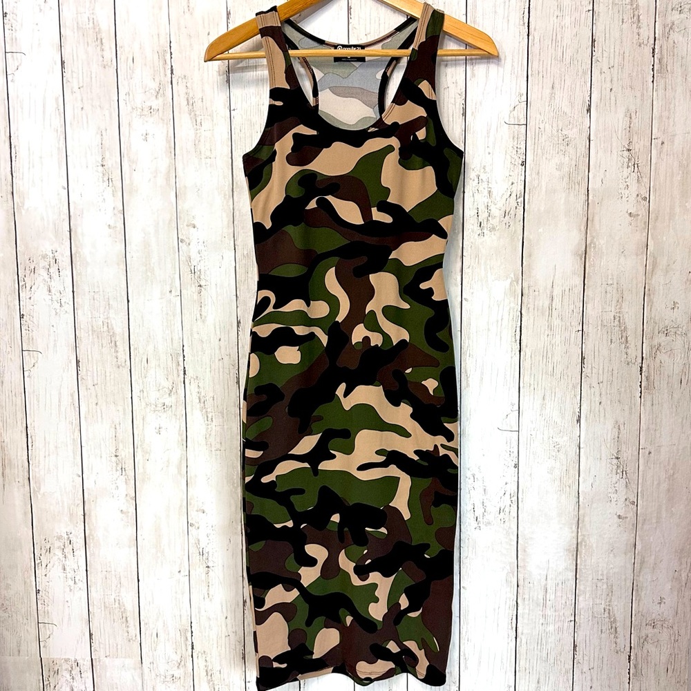 Popular 21 women's military
camouflage dress
size small